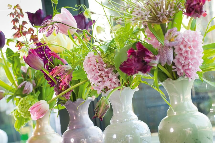 Tips voor het stylen en verzorgen van bolbloemen zoals narcis, hyacint en tulp – Tuinieren met Buitenleven 